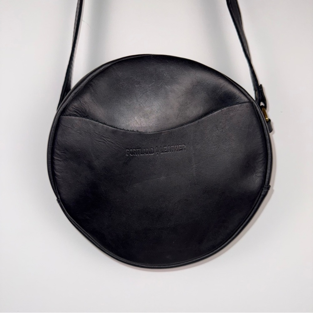 Portland Leather Black Round Crossbody Bag